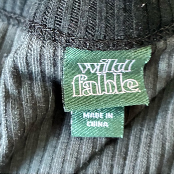 Y2K 90’s Wild Fable Baby Tee Gray Crop Top Ribbed Minimalist Size Small Baddie - Picture 2 of 9